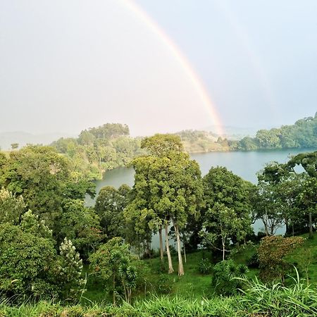 Lake Nyamirima Cottages Fort Portal Exterior photo